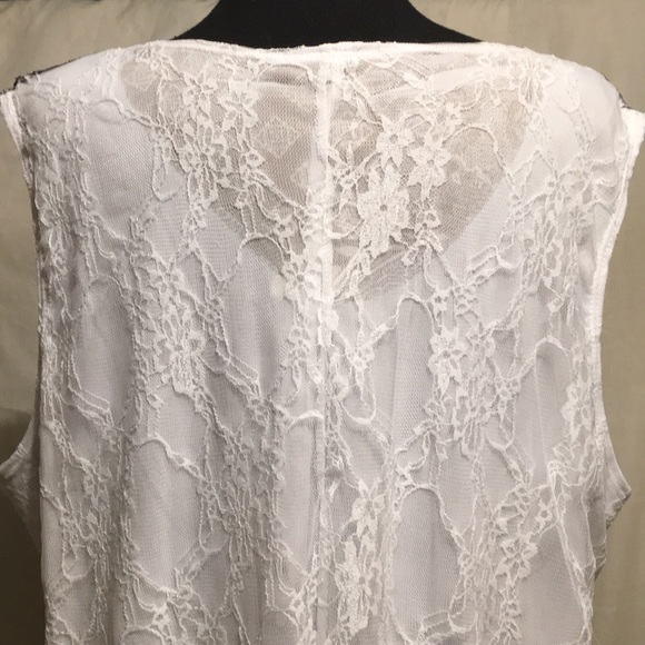 Sleeveless top by Britney Black - Picture 5 of 7